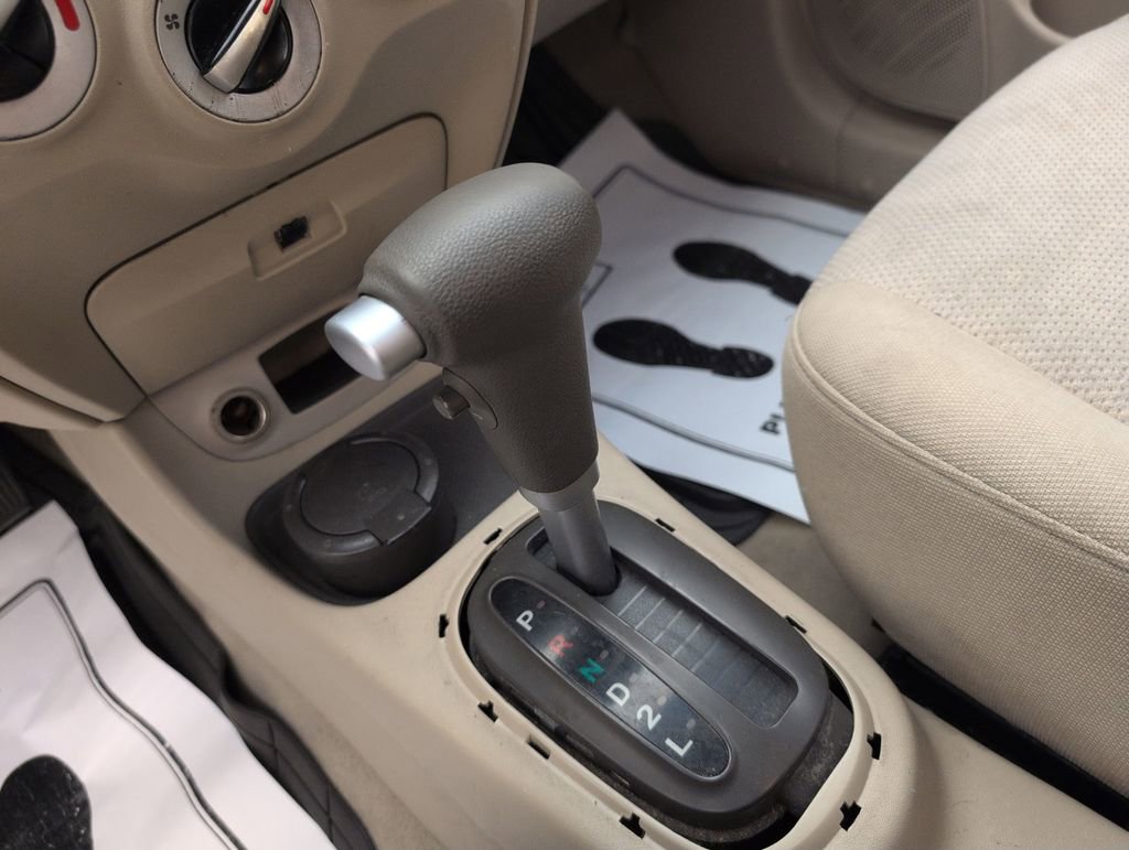 Used 2007 Hyundai Accent GLS FWD image 23