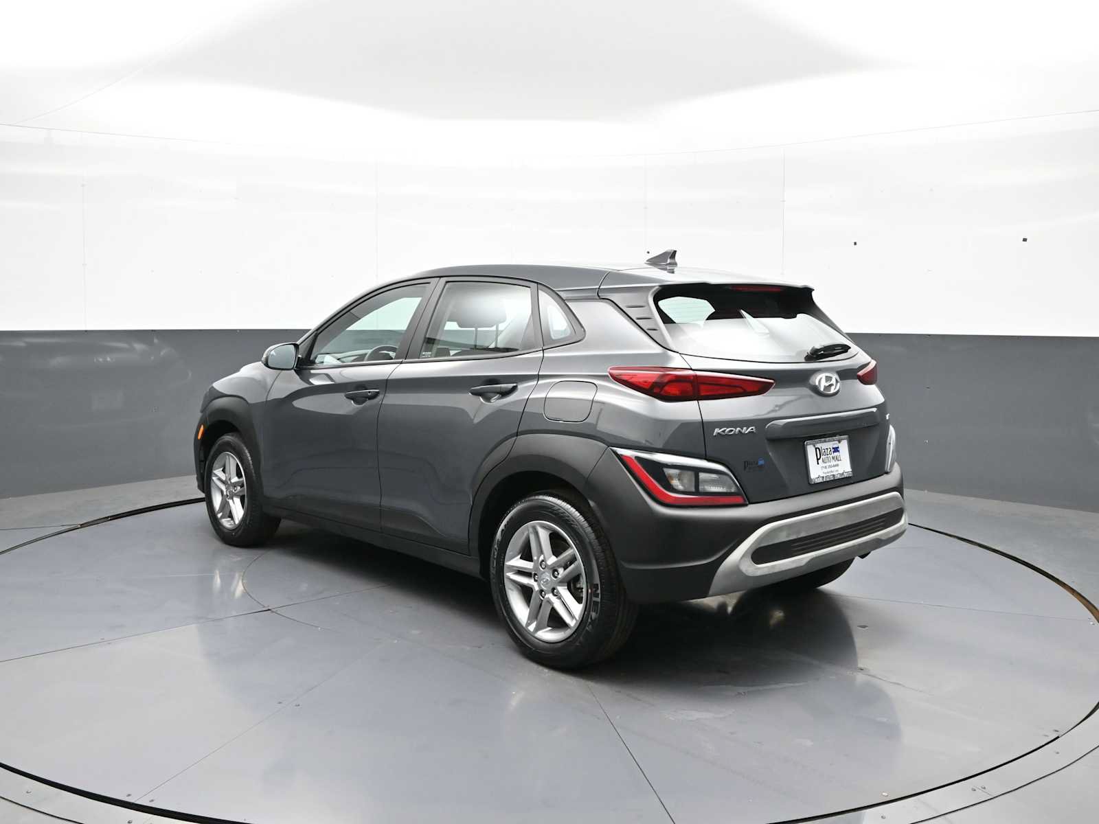 Used 2023 Hyundai Kona SE w/ Cargo Package AWD/4WD image 7