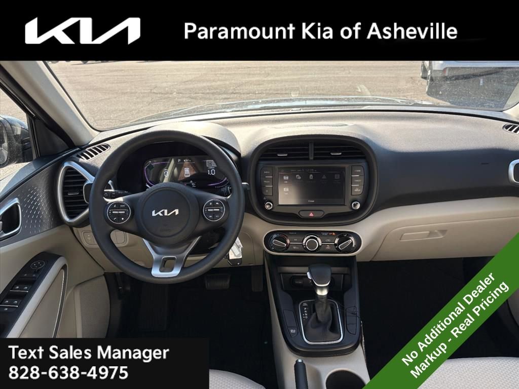 New 2025 Kia Soul LX w/ LX Technology Package image 8