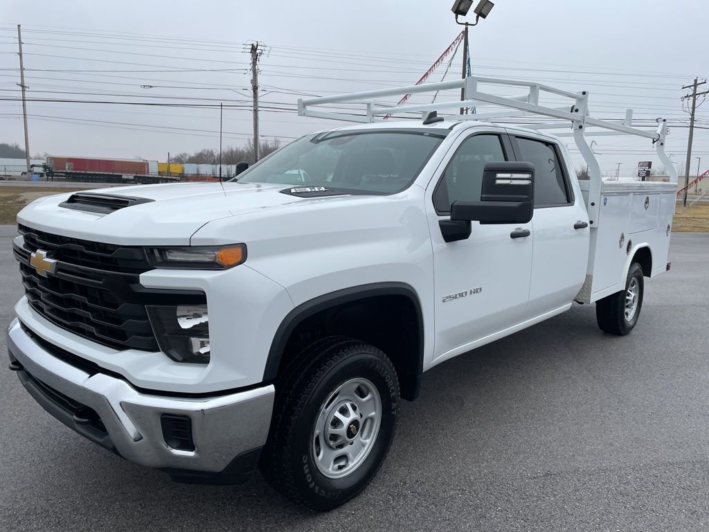 Used 2024 Chevrolet Silverado 2500 W/T w/ WT Convenience Package image 3