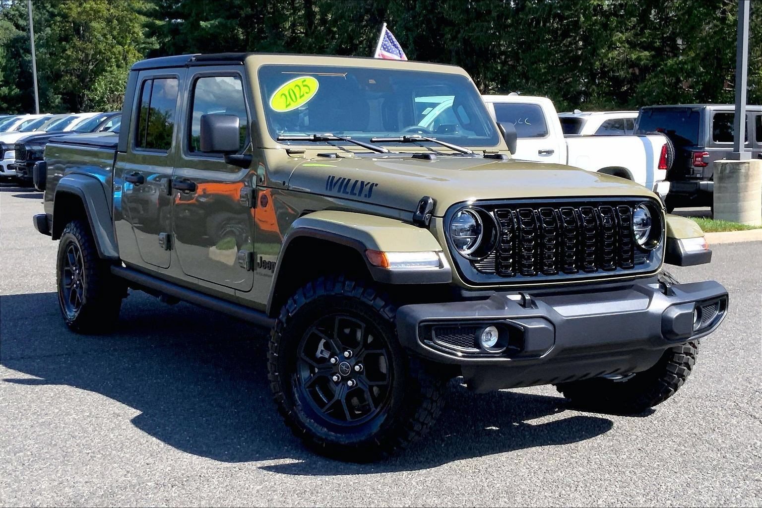 Certified 2025 Jeep Gladiator Sport AWD/4WD image 2