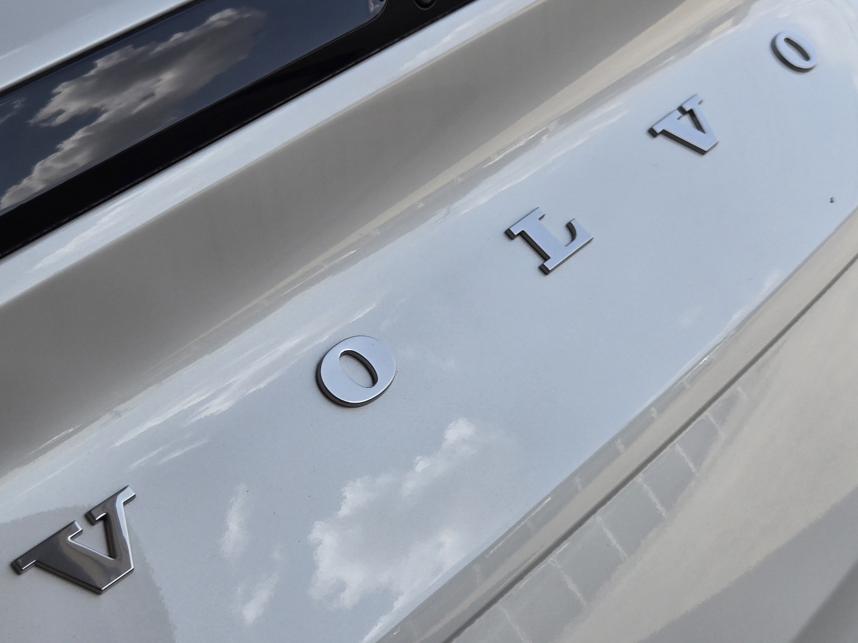 New 2026 Volvo EX90 Plus AWD/4WD image 13