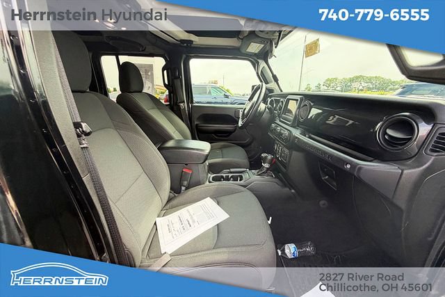 Used 2021 Jeep Wrangler Unlimited Sport AWD/4WD image 13