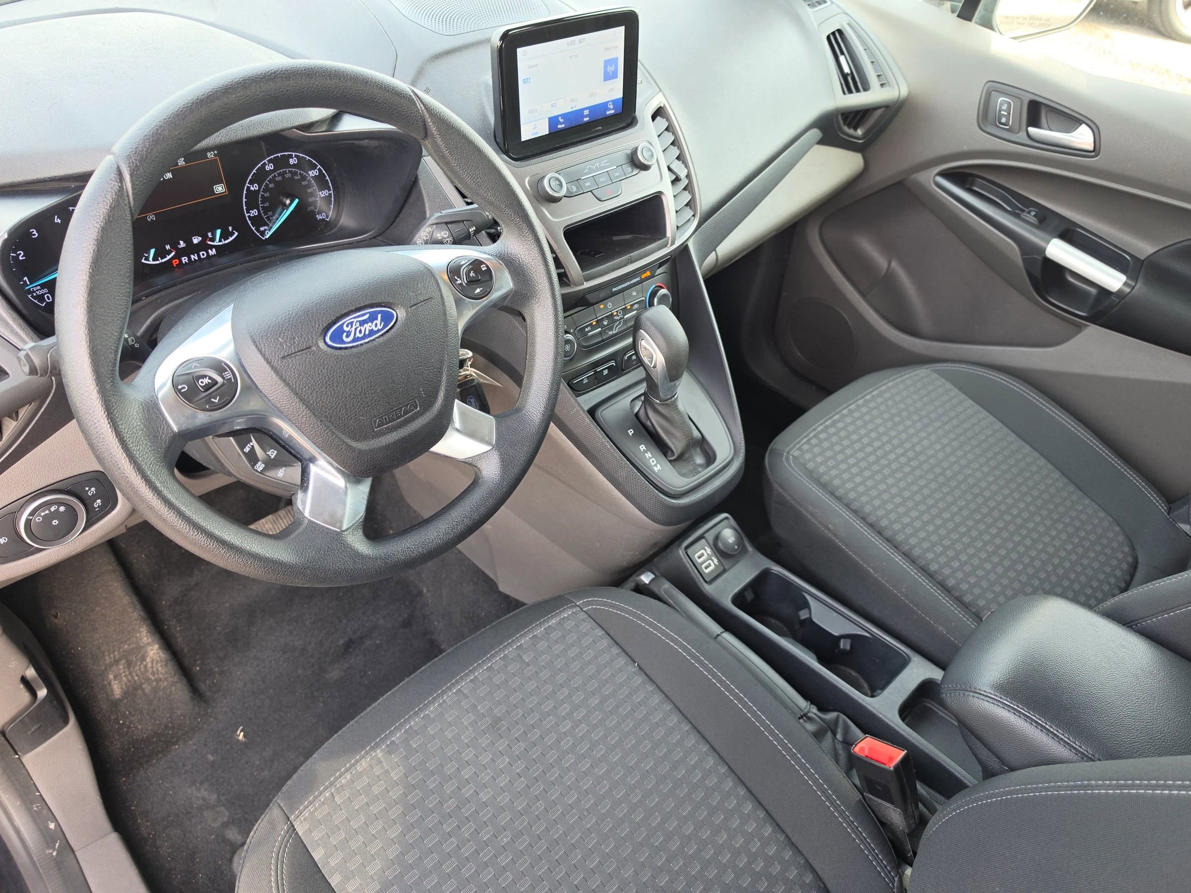 Used 2021 Ford Transit Connect XLT image 9