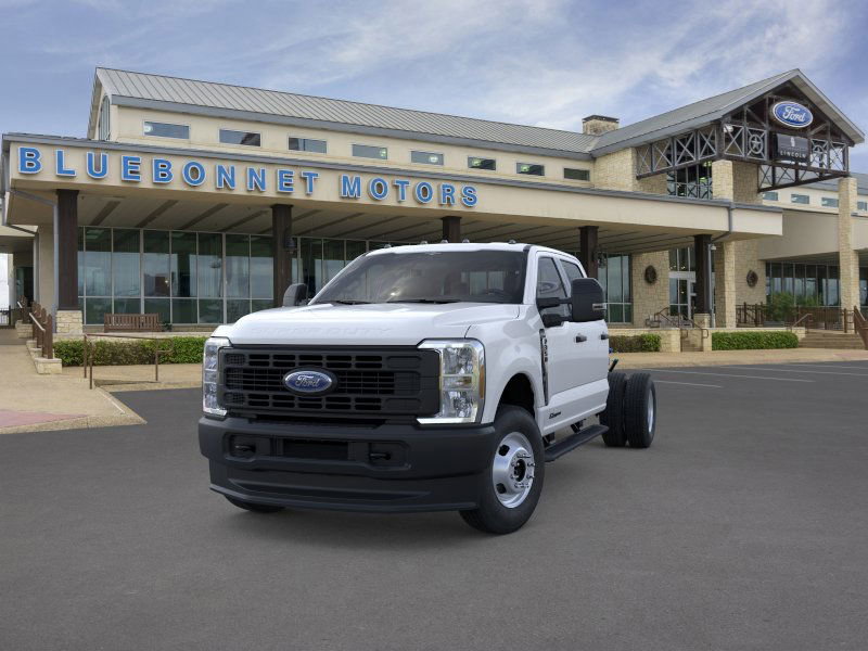 New 2026 Ford F350 XL image 2