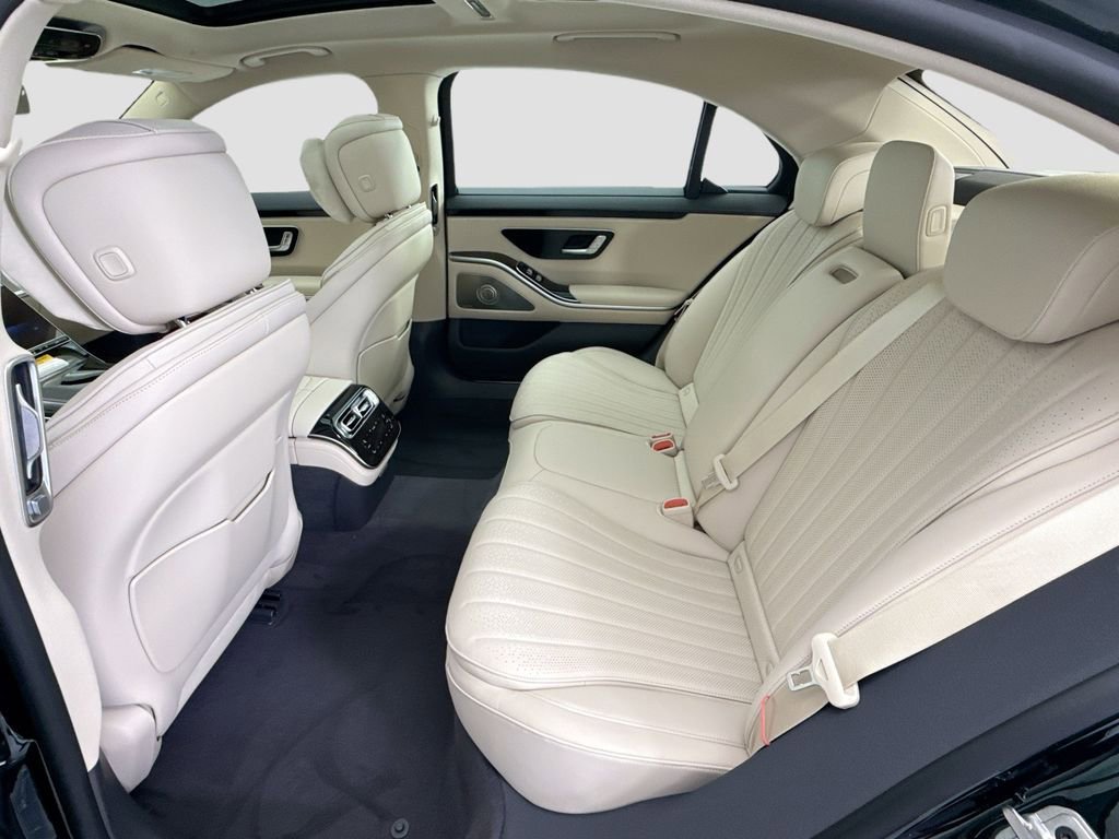 New 2026 Mercedes-Benz S 500 4MATIC image 21