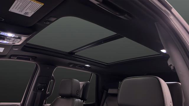 Used 2024 GMC Yukon Denali w/ Max Trailering Package image 12