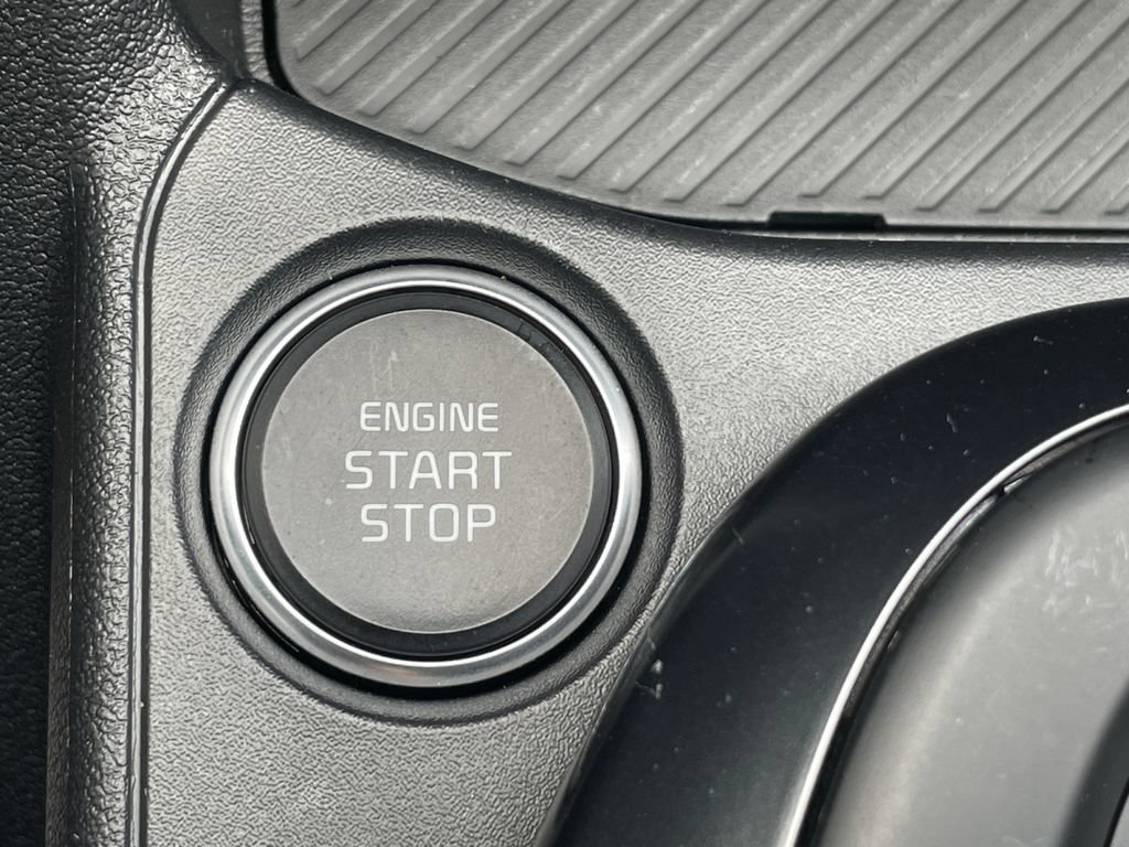 Certified 2025 Kia K4 FWD image 33