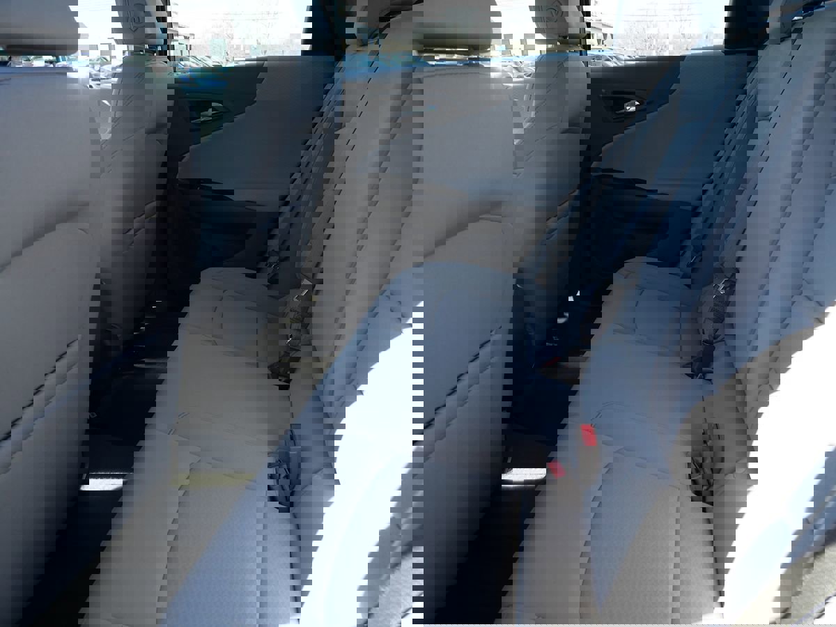 Used 2021 Chevrolet Malibu LS image 22