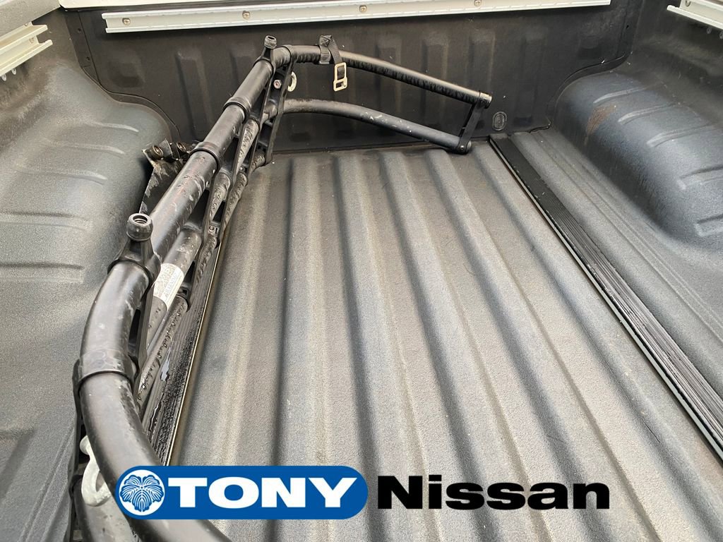 Used 2011 Nissan Frontier PRO-4X AWD/4WD image 11