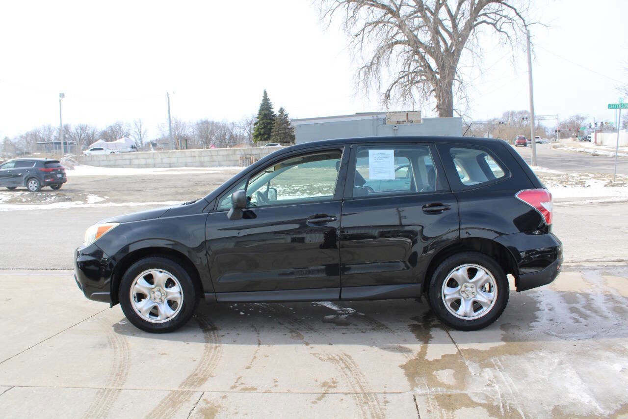 Used 2014 Subaru Forester 2.5i image 5