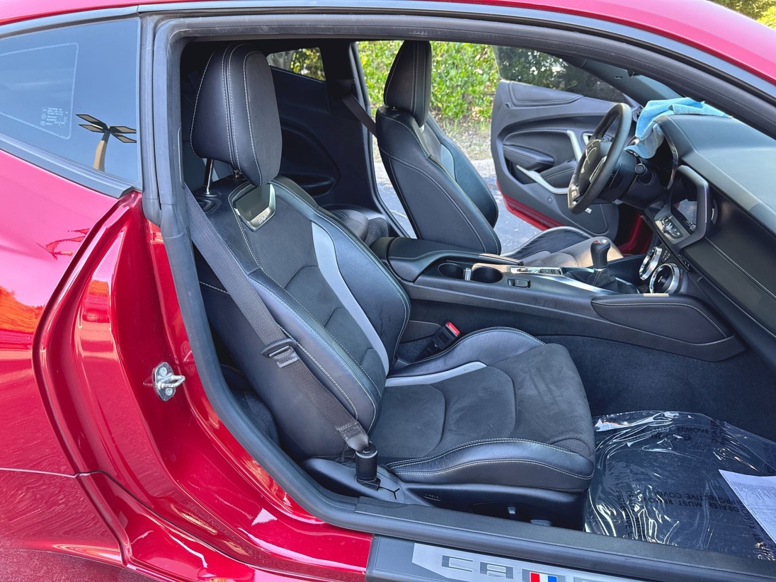 Used 2019 Chevrolet Camaro SS RWD image 32