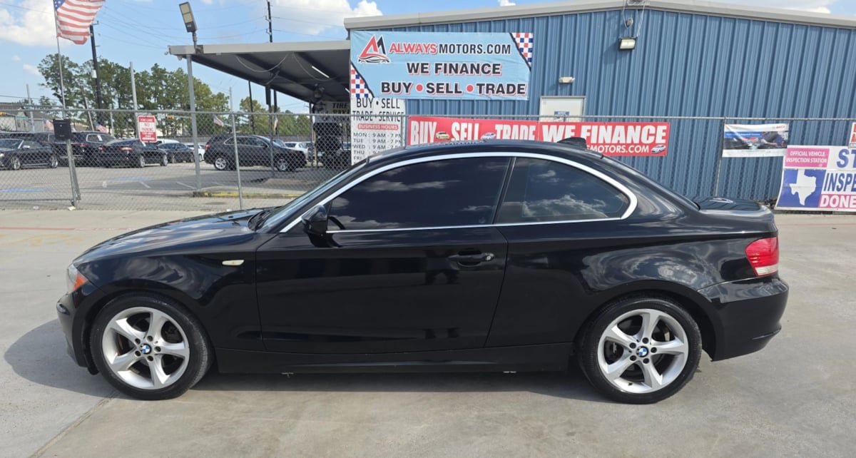 Used 2011 BMW 128i Coupe RWD image 10