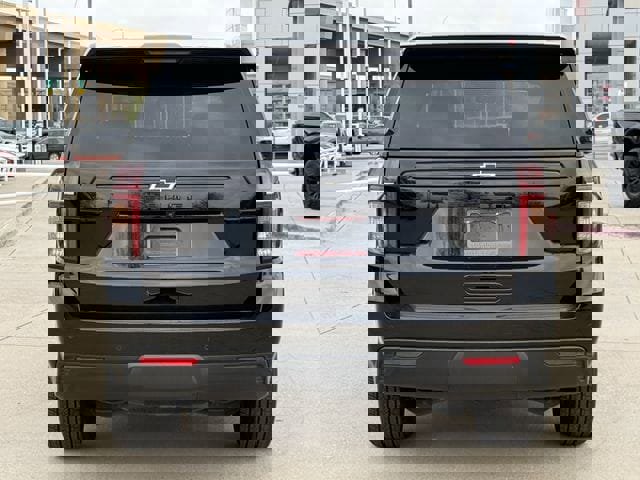 Used 2024 Chevrolet Tahoe Z71 w/ Luxury Package image 5