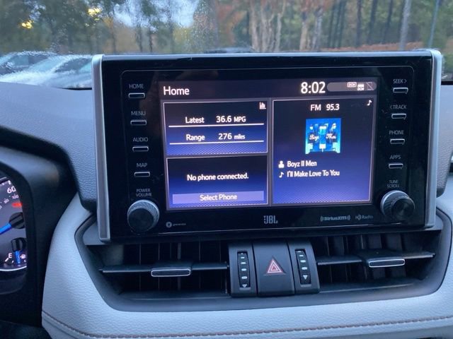 Used 2021 Toyota RAV4 XLE Premium image 31