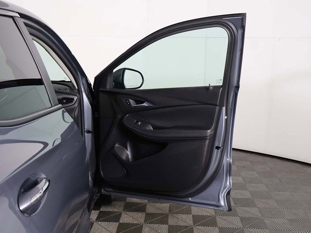 Used 2022 Buick Encore GX Preferred image 17