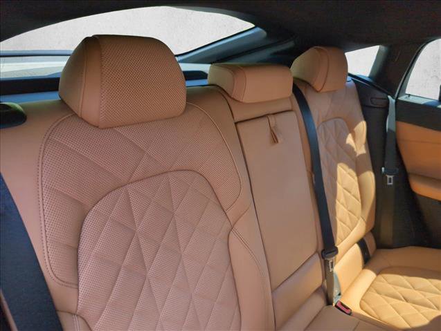 Used 2023 BMW X6 xDrive40i w/ M Sport Package AWD/4WD image 23
