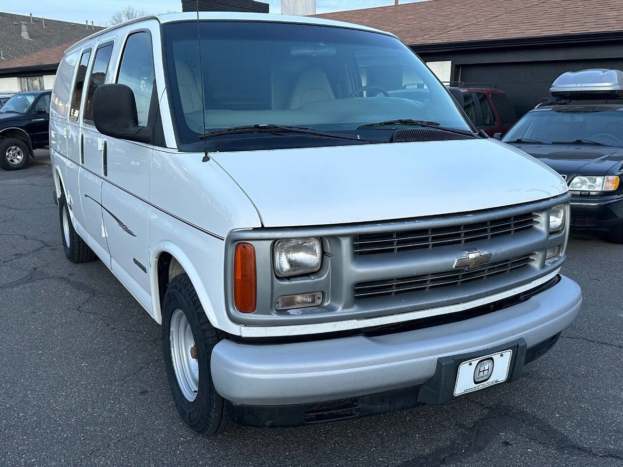 Used 2001 Chevrolet Express 1500 image 26