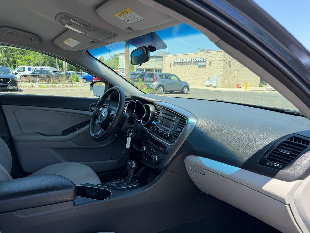 Used 2015 Kia Optima LX FWD image 19