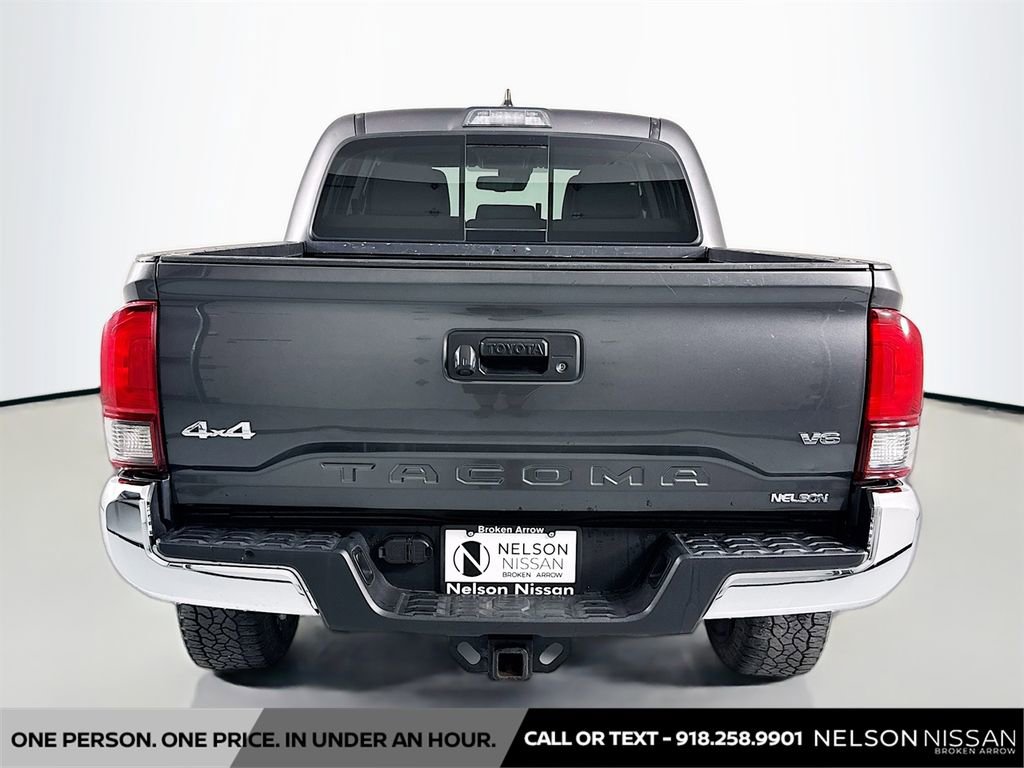 Used 2019 Toyota Tacoma SR5 AWD/4WD image 6