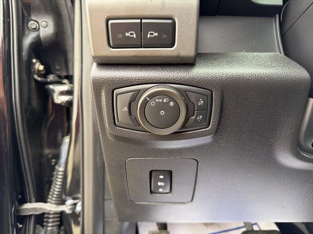 Used 2018 Ford F150 Raptor w/ Equipment Group 802A Luxury image 28