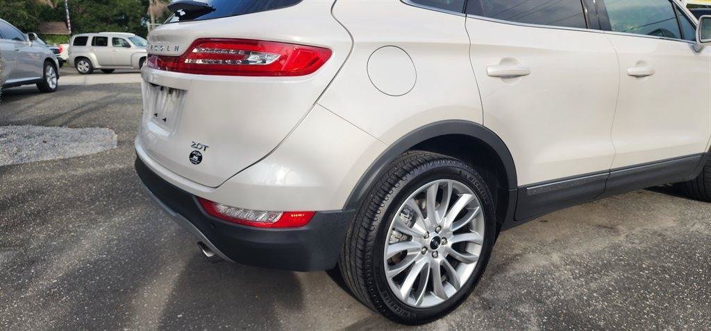 Used 2017 Lincoln MKC Reserve FWD image 8