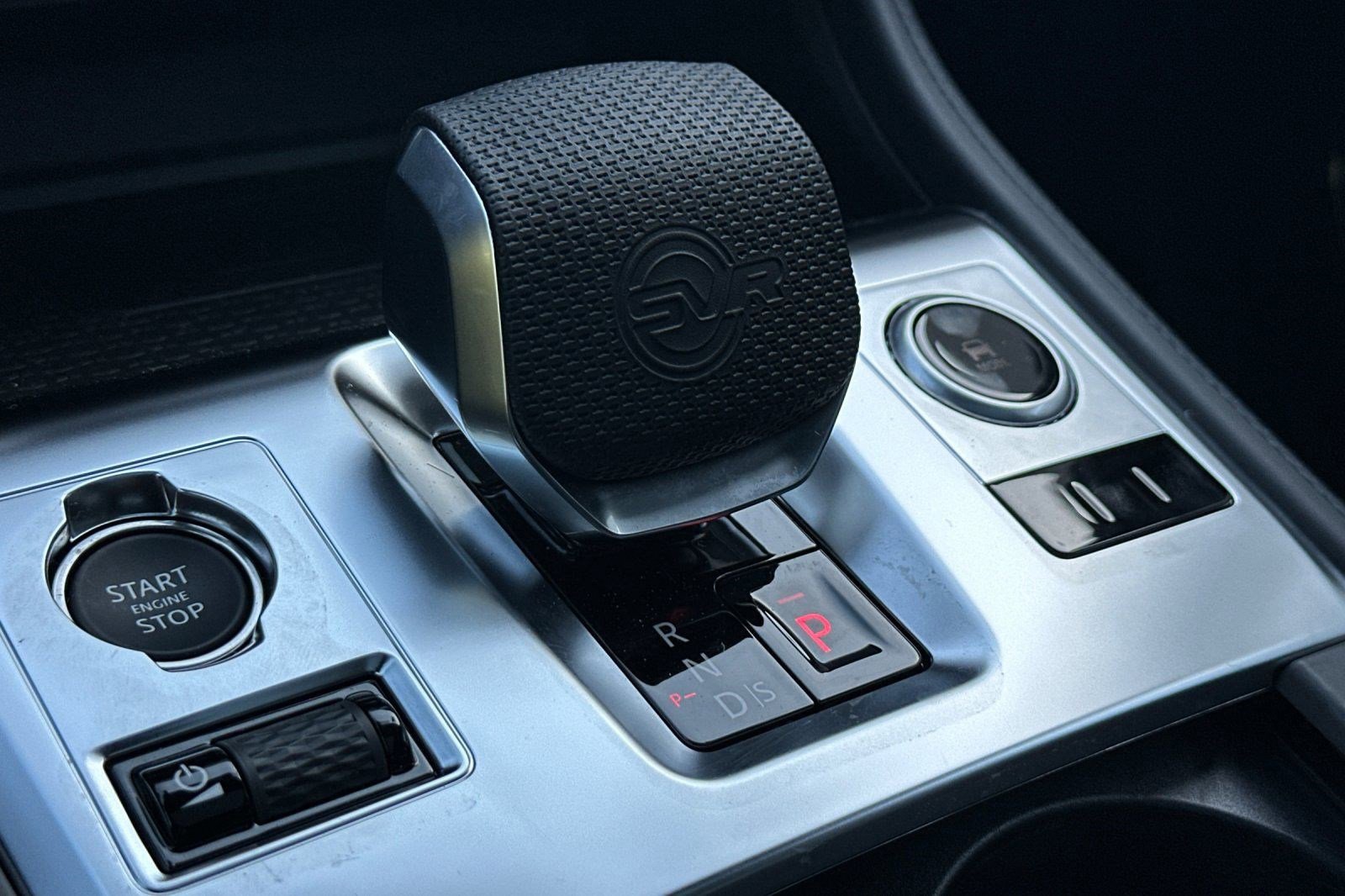 New 2026 Jaguar F-PACE SVR 575 Edition image 26