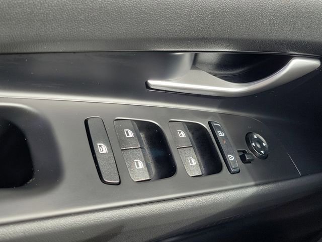 New 2026 Hyundai Elantra SE FWD image 16