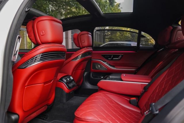 Used 2021 Mercedes-Benz S 580 4MATIC Sedan image 43