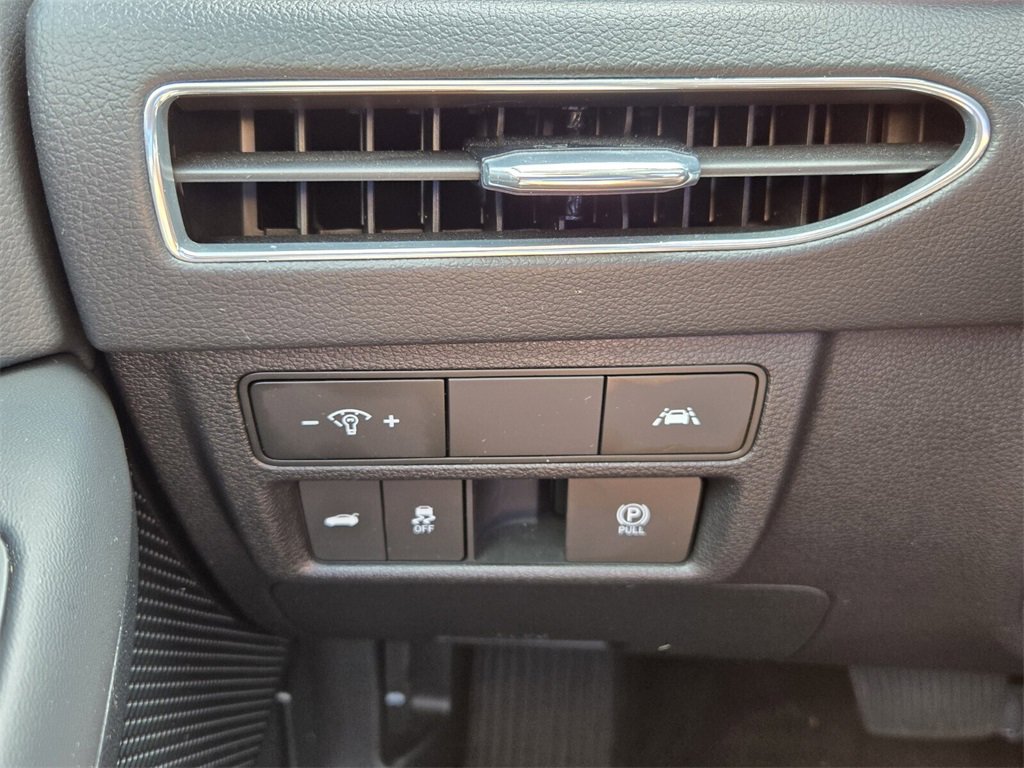 Certified 2022 Hyundai Sonata SEL w/ Preferred Accessory Package image 28