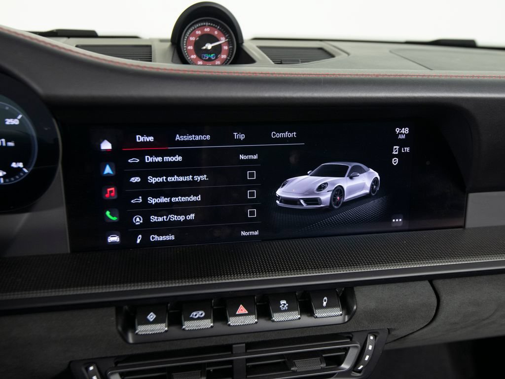 Certified 2022 Porsche 911 Carrera GTS RWD image 28