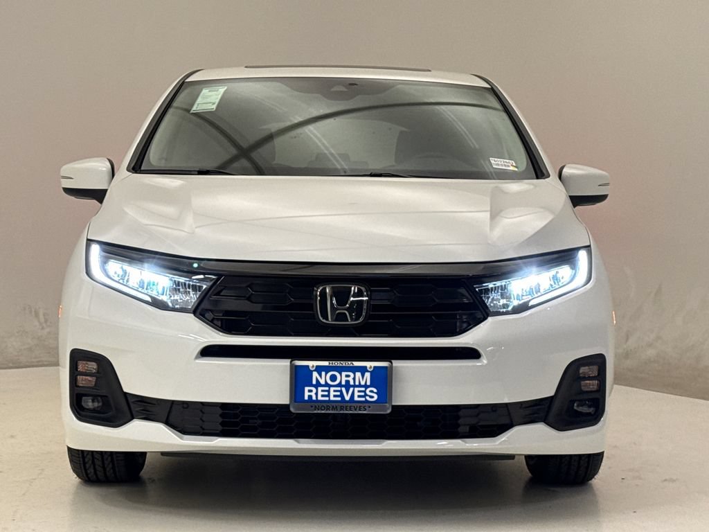 New 2026 Honda Odyssey Touring image 3