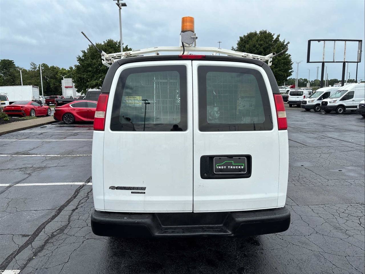 Used 2012 Chevrolet Express 2500 RWD image 7