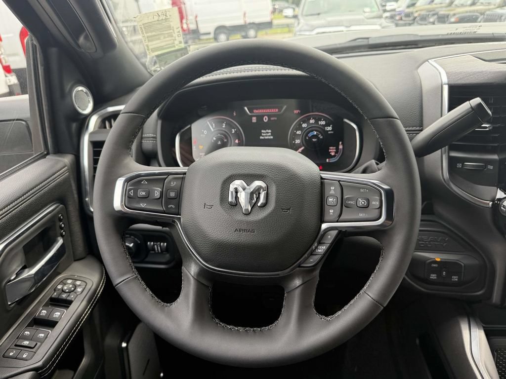 New 2026 RAM 2500 Laramie AWD/4WD image 11
