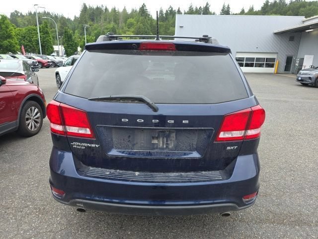 Used 2017 Dodge Journey SXT w/ Comfort/Convenience Group AWD/4WD image 3