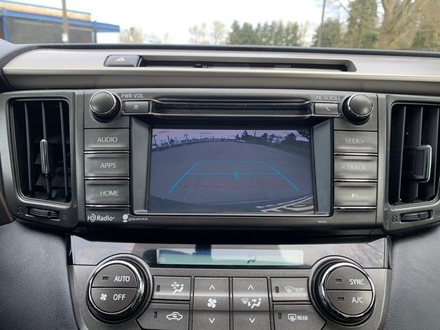 Used 2015 Toyota RAV4 XLE FWD image 15