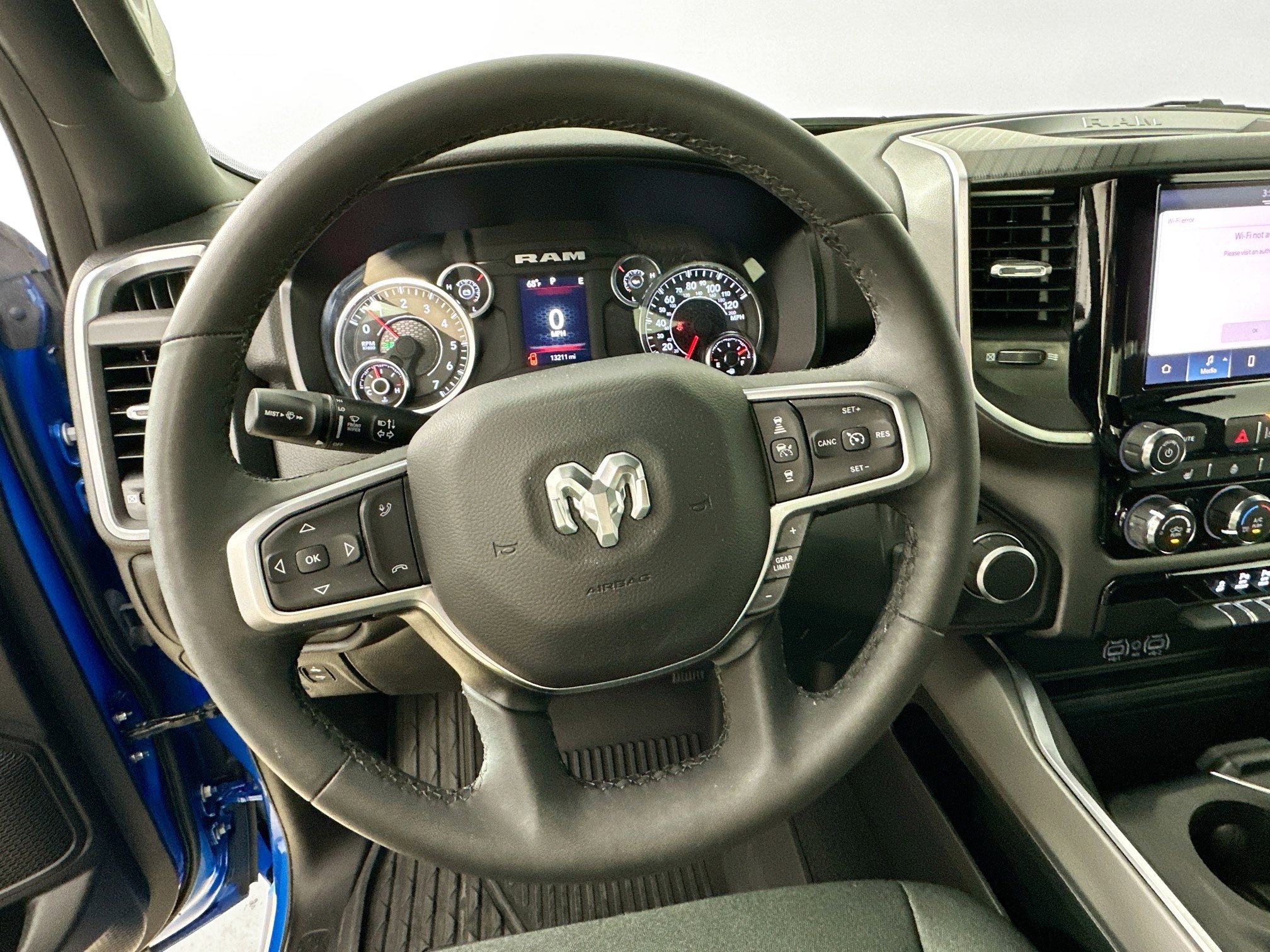 Used 2025 RAM 1500 Big Horn image 12