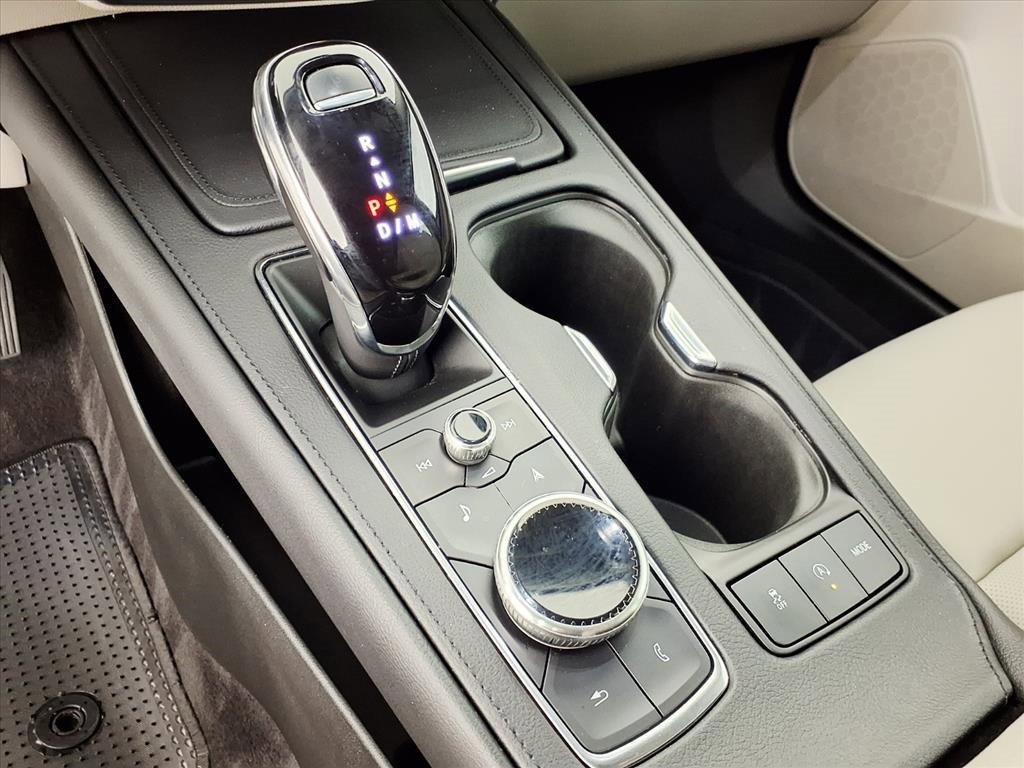 Certified 2023 Cadillac XT4 Premium Luxury w/ Enhanced Visibility Package image 7