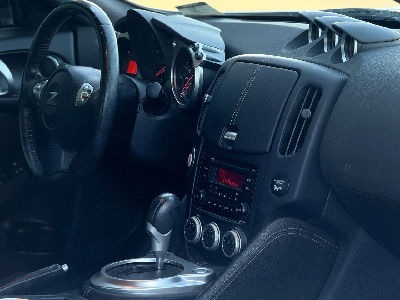 Used 2020 Nissan 370Z Coupe image 11