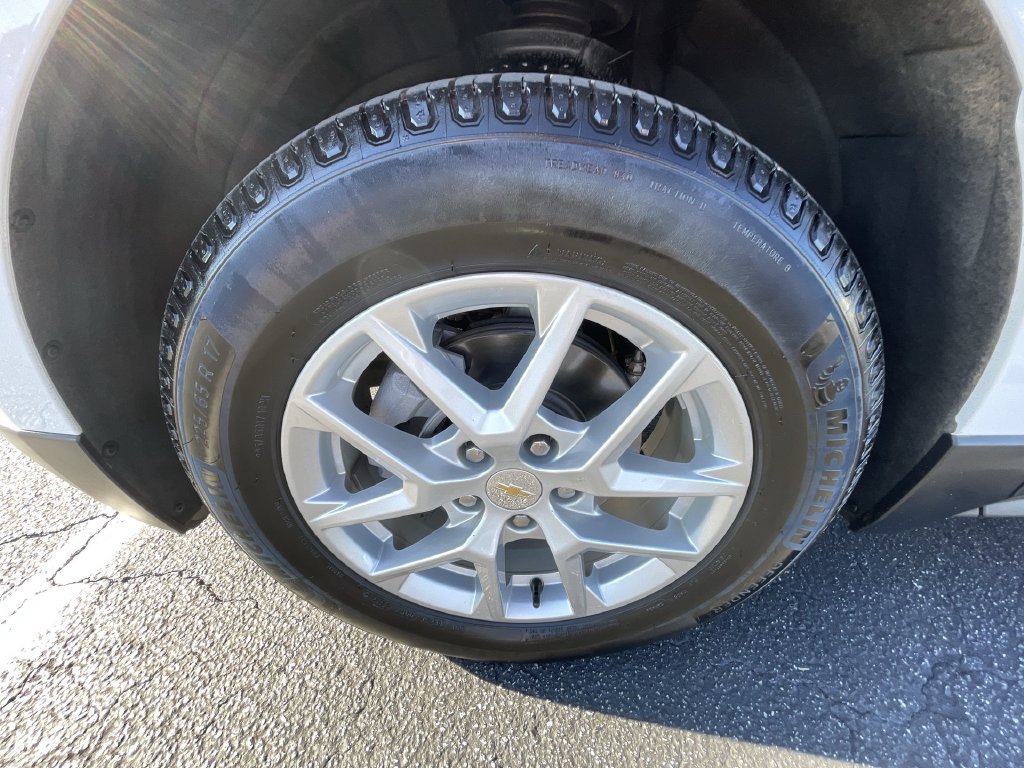 Used 2022 Chevrolet Equinox LT AWD/4WD image 32