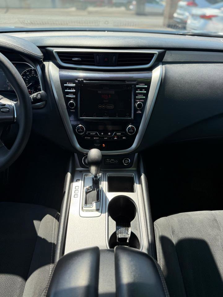 Used 2023 Nissan Murano S AWD/4WD image 16