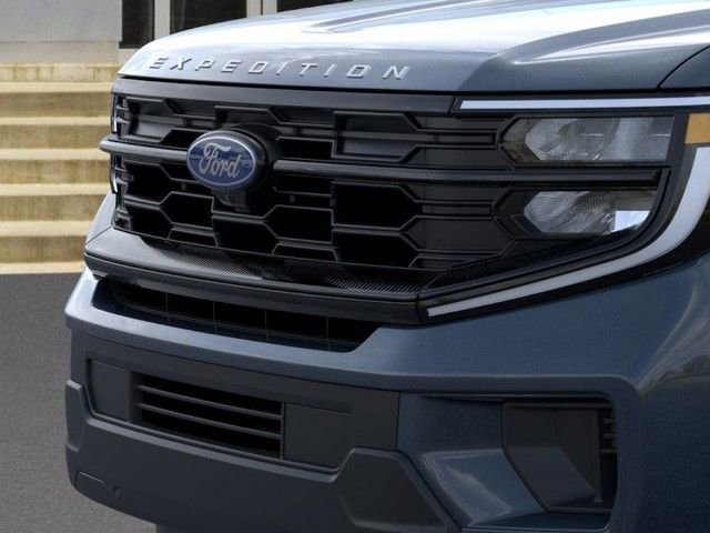 New 2026 Ford Expedition Active image 17