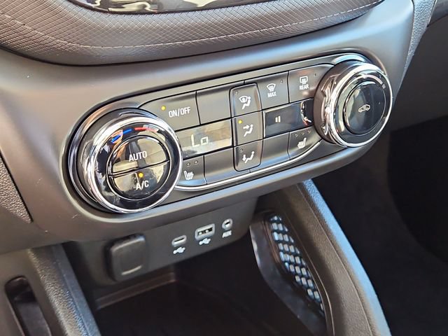 Used 2023 Chevrolet TrailBlazer LT w/ Convenience Package AWD/4WD image 24