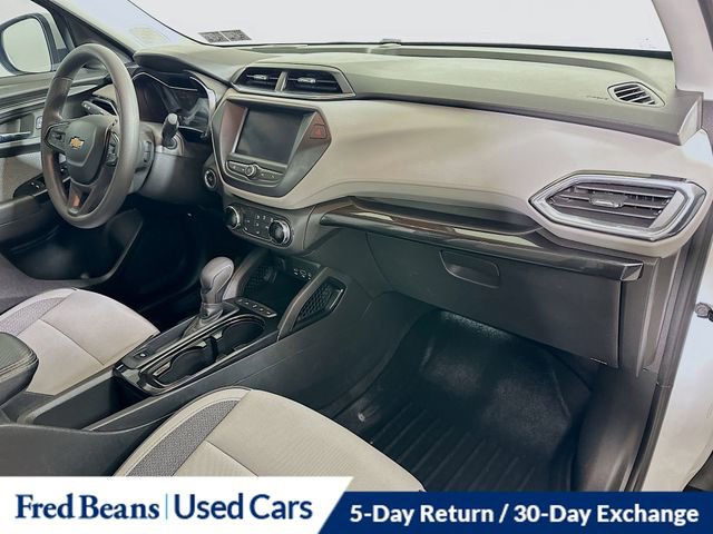 Used 2022 Chevrolet TrailBlazer LT AWD/4WD image 29