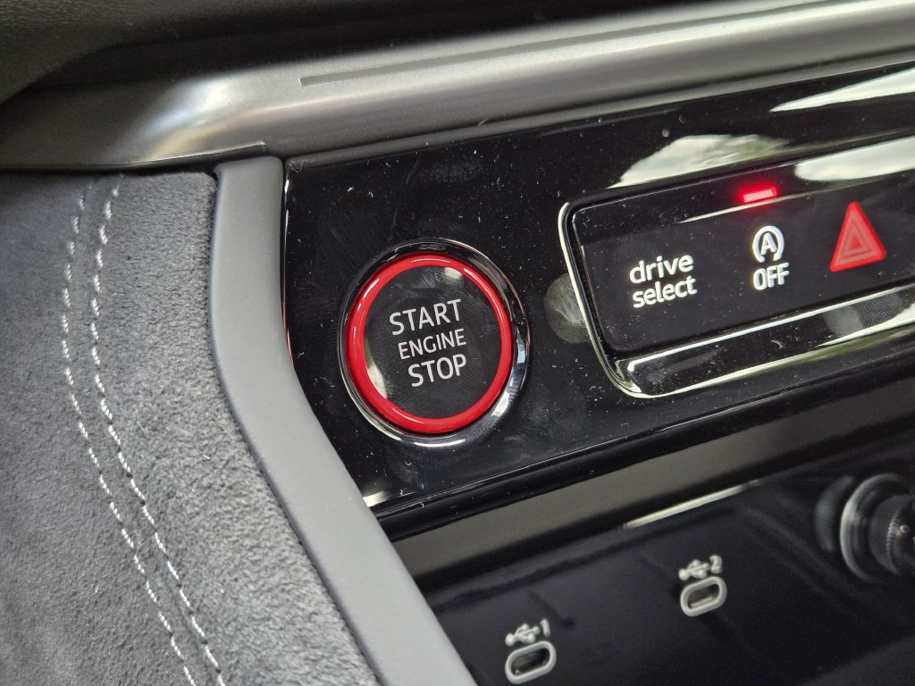 New 2026 Audi SQ5 Prestige AWD/4WD image 28