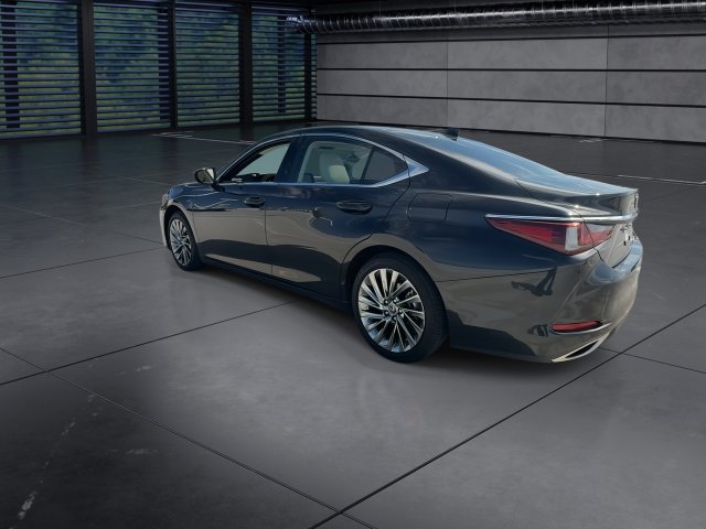 Certified 2025 Lexus ES 350 w/ Technology Package FWD image 6