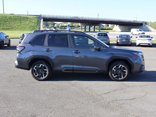Used 2025 Subaru Forester Limited w/ Popular Package #1 AWD/4WD image 9