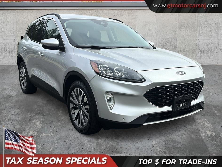 Used 2020 Ford Escape Titanium AWD/4WD image 3