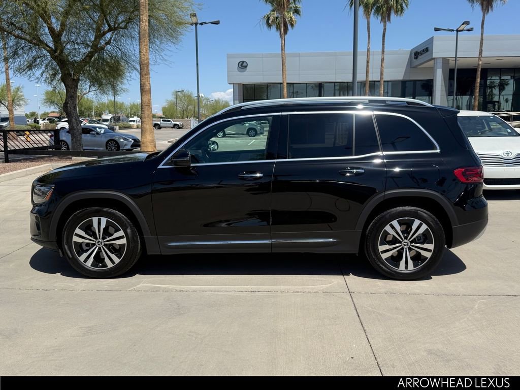 Used 2025 Mercedes-Benz GLB 250 image 3