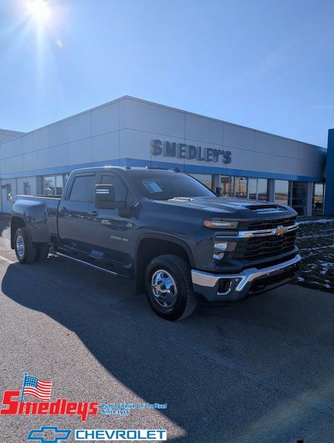 Certified 2025 Chevrolet Silverado 3500 LT w/ Safety Package image 1